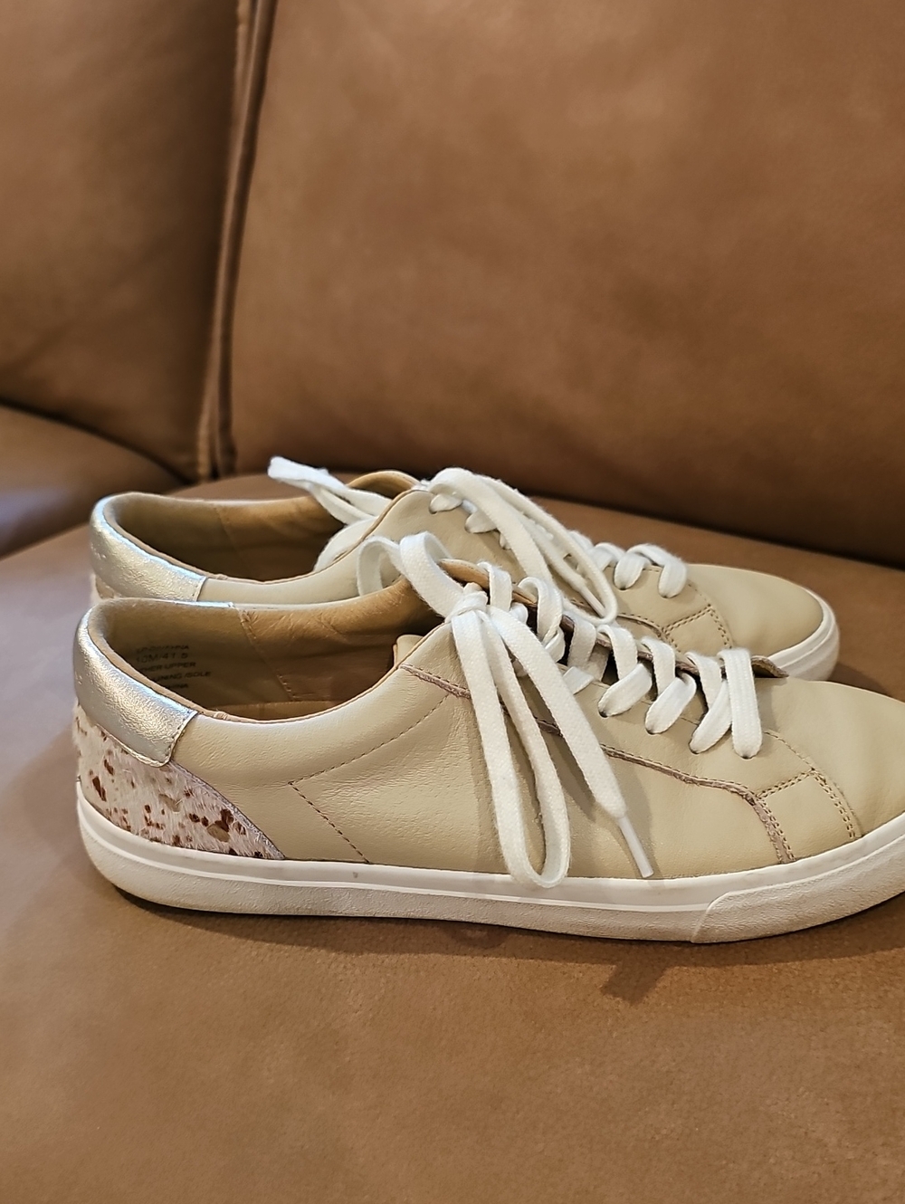 Lucky Brand Beige Leather Lace-Up Sneakers, SIZE 10